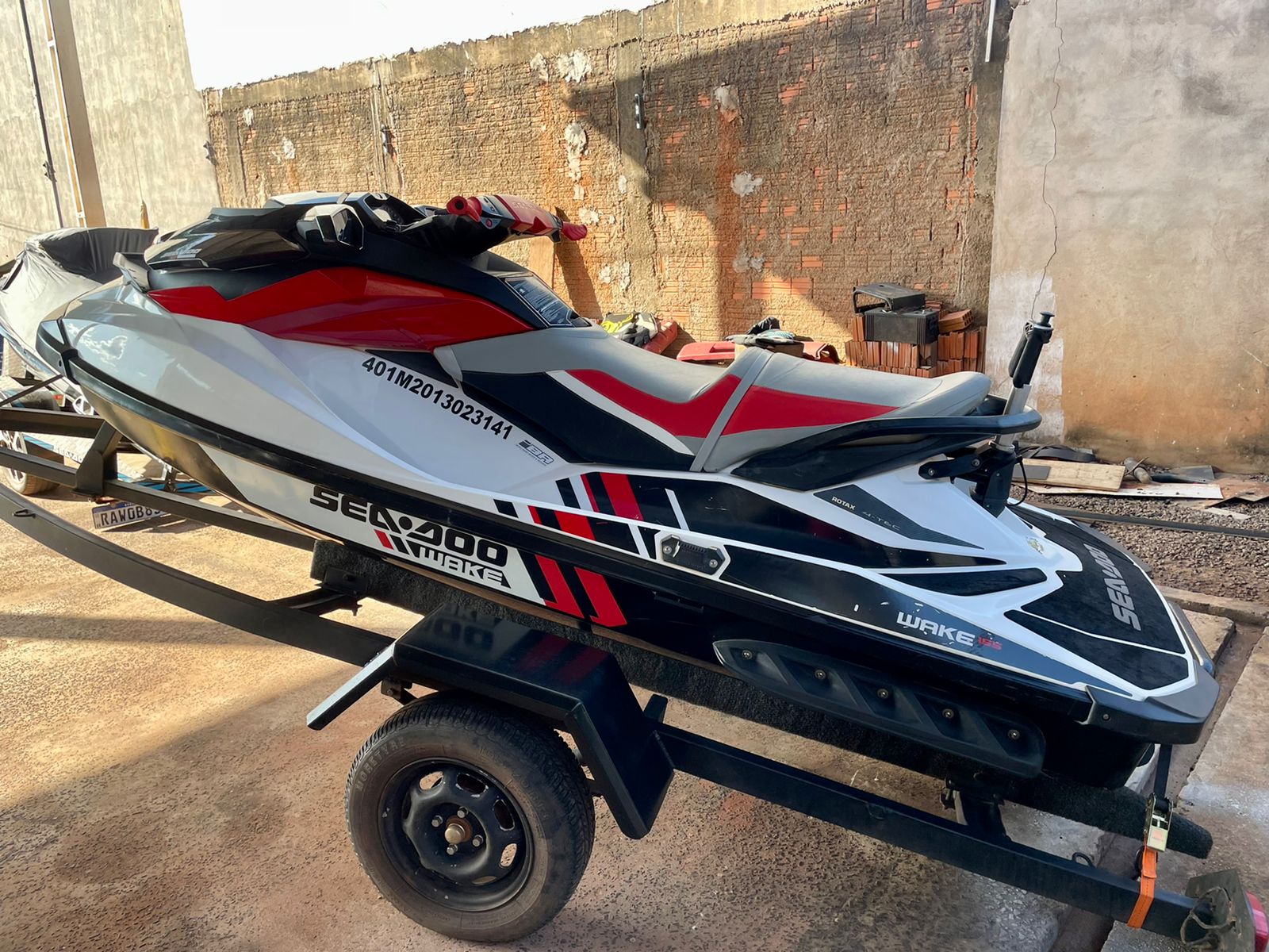 Jet Ski Sea Doo Wake pro 2013